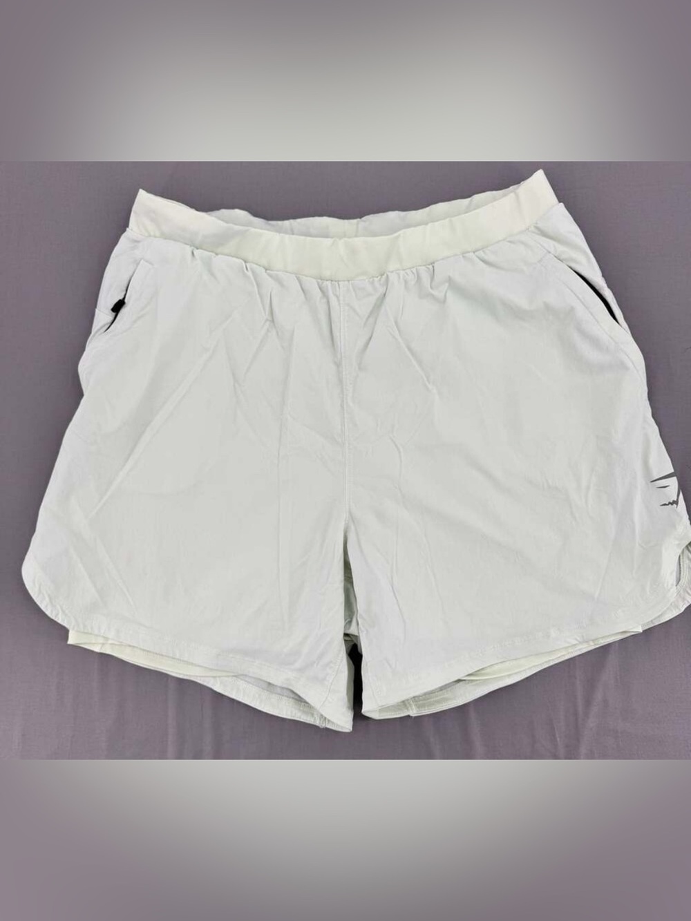 Gymshark Men's XL White Activewear Training Shorts with Liner